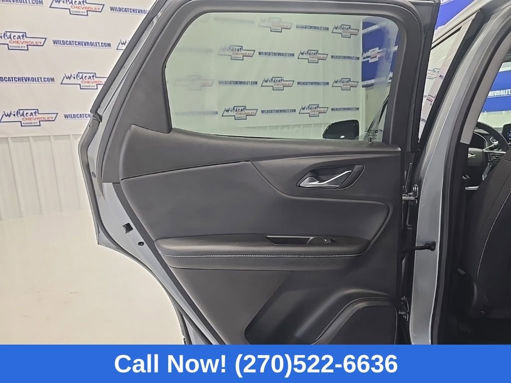 Used 2025 Chevrolet Blazer LT image 19
