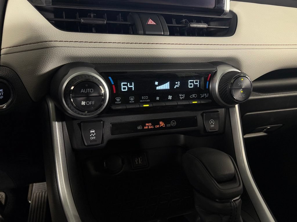 Used 2024 Toyota RAV4 XLE w/ Convenience Package FWD image 34