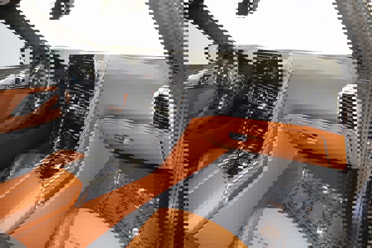 Used 2025 BMW M850i xDrive Coupe w/ M Sport Professional Package image 67