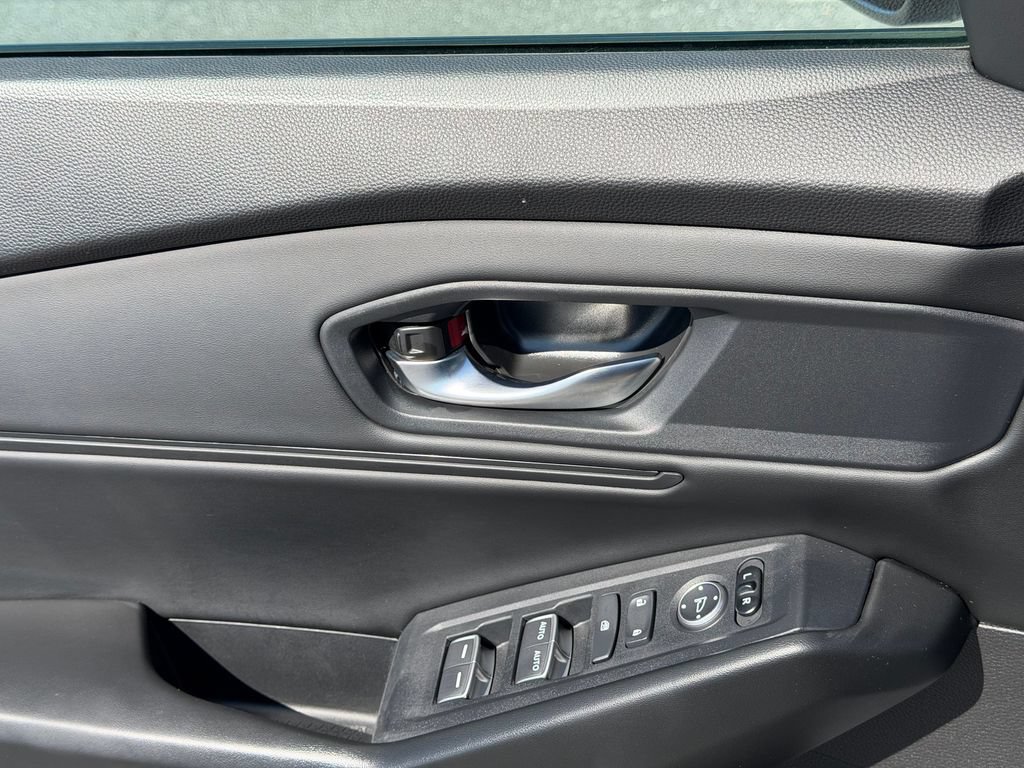 Used 2024 Honda Accord EX image 36