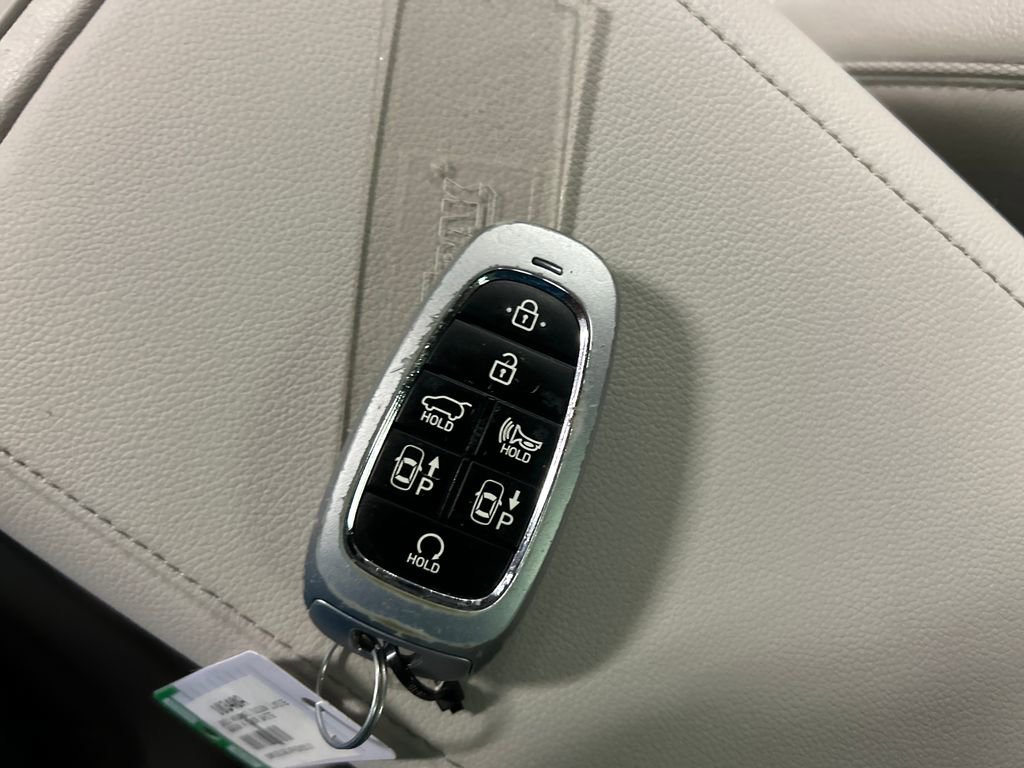 Used 2023 Hyundai Tucson Limited image 20