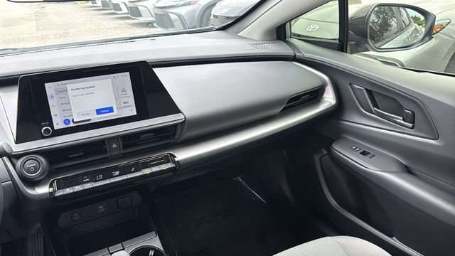 Used 2023 Toyota Prius LE FWD image 15