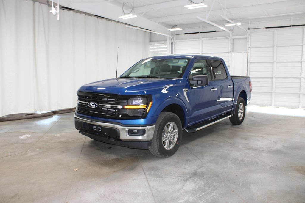 Used 2025 Ford F150 XLT w/ Equipment Group 301A Standard AWD/4WD image 4