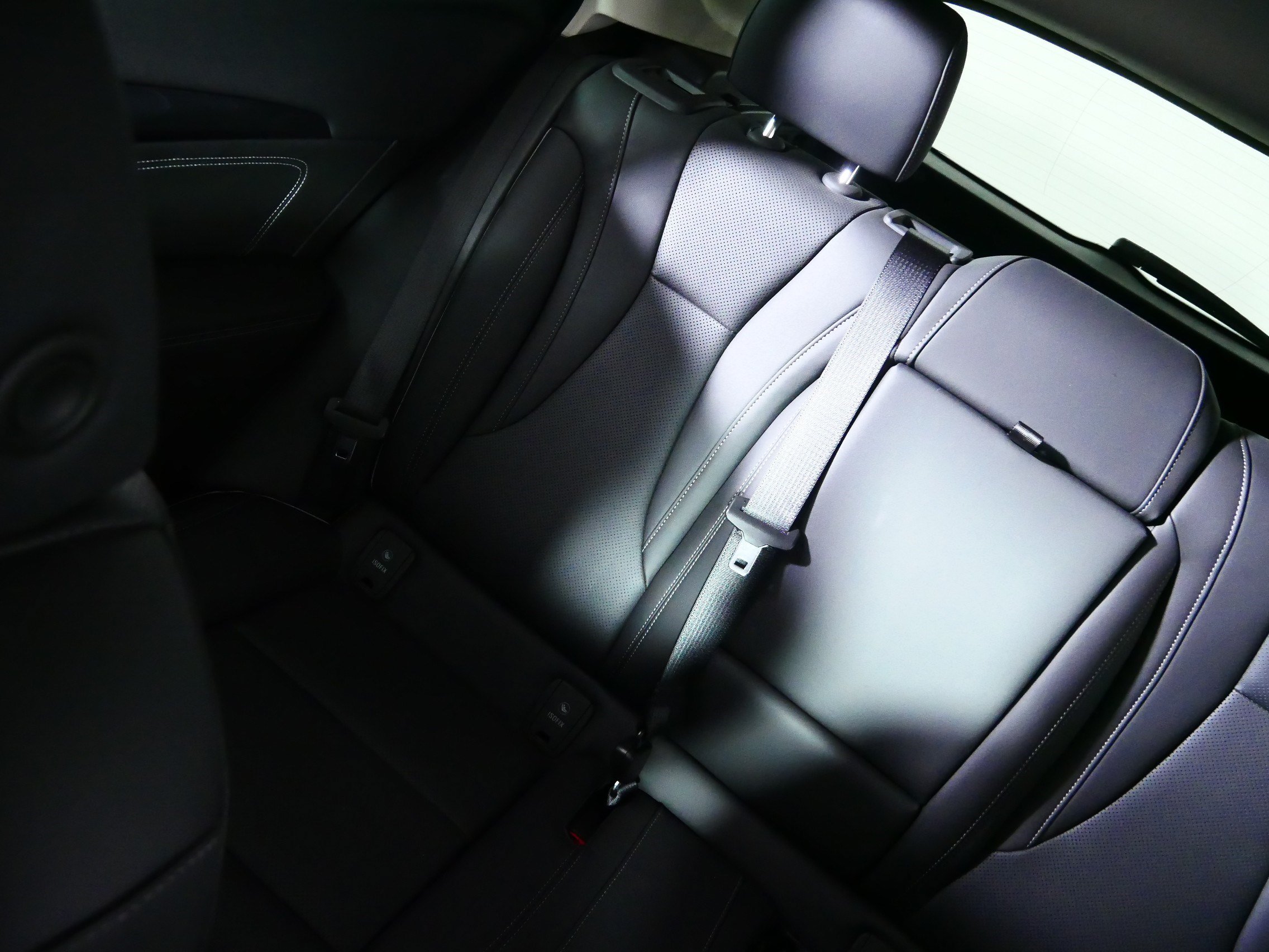 Used 2023 Buick Envision Essence AWD/4WD image 12