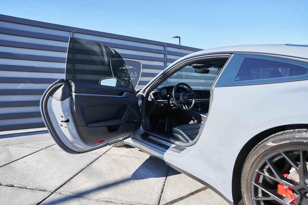 Used 2024 Porsche 911 Carrera S w/ Sport Package image 22