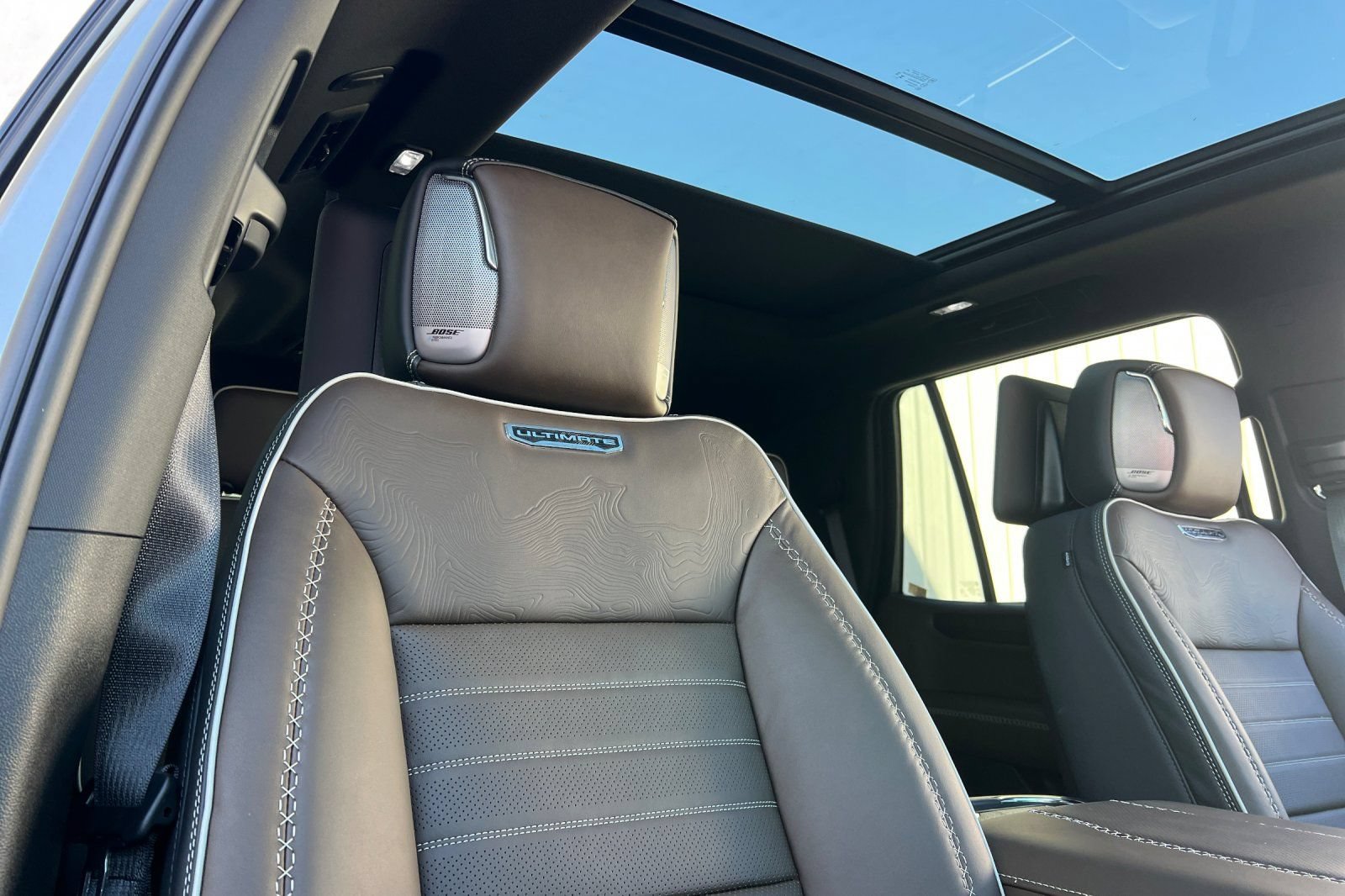 New 2026 GMC Yukon Denali Ultimate AWD/4WD image 21