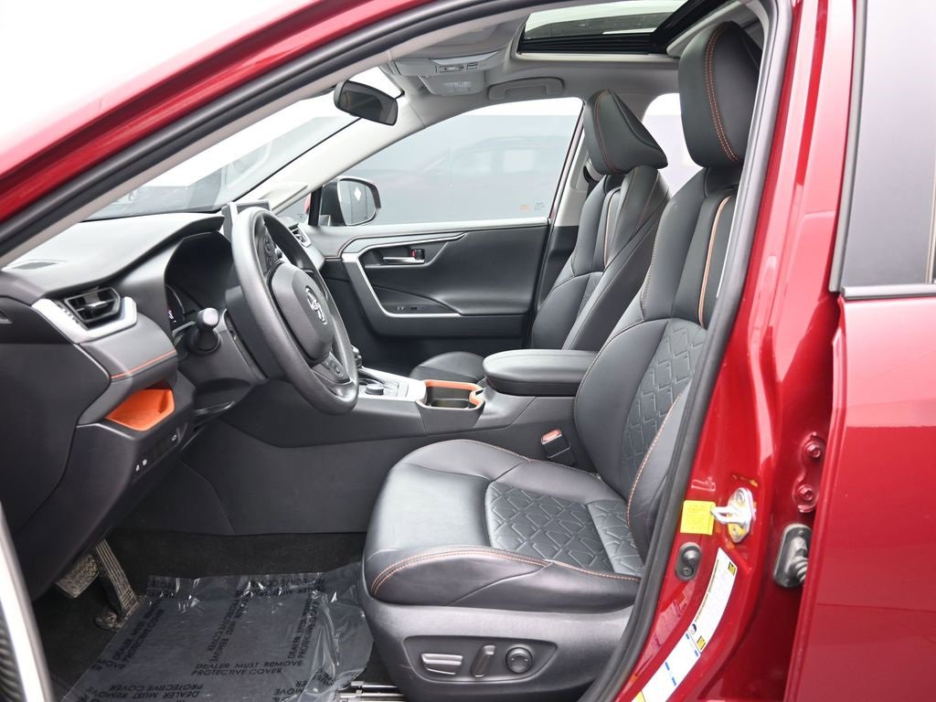 Used 2019 Toyota RAV4 Adventure image 24