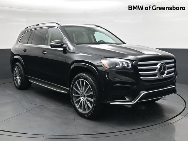 Used 2026 Mercedes-Benz GLS 450 4MATIC image 1