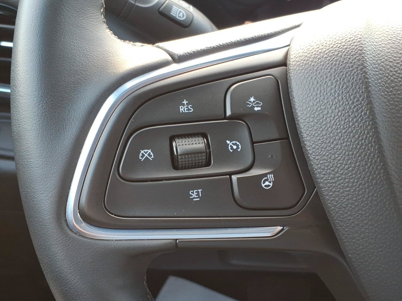 Used 2024 Buick Envista Avenir FWD image 17