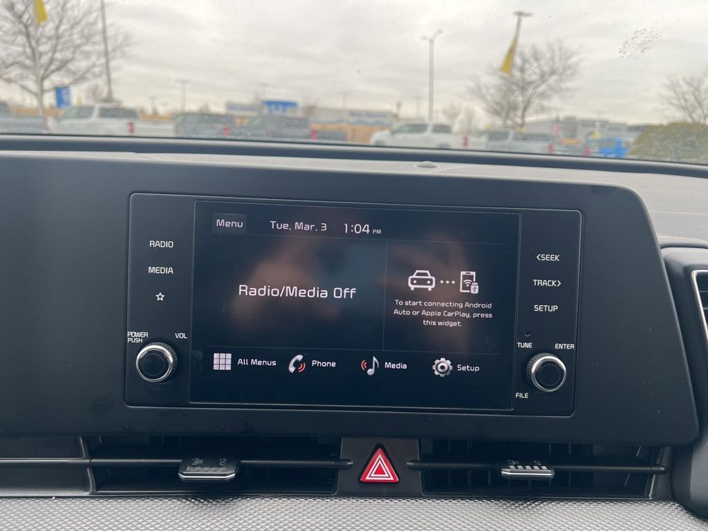 Used 2025 Kia Sportage LX image 18