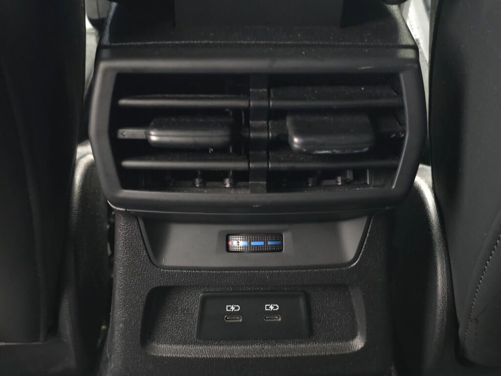 Used 2024 Audi RS 3 w/ Carbon Package image 18