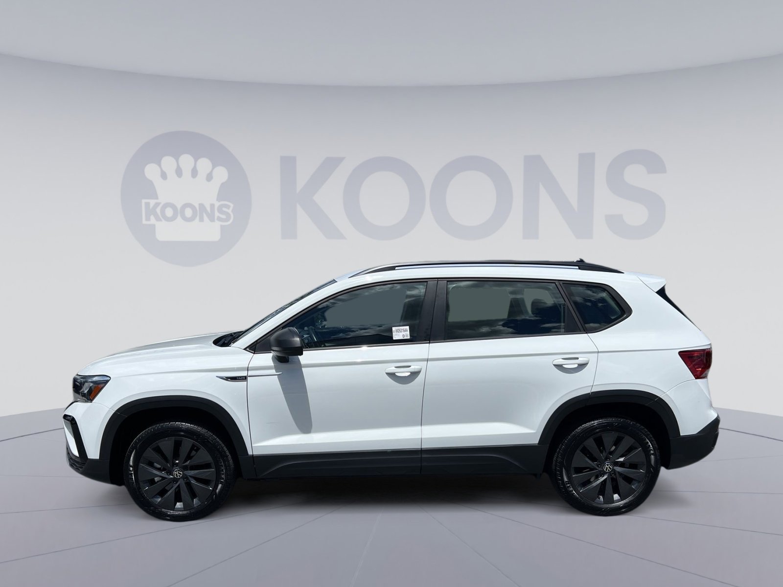Used 2024 Volkswagen Taos S FWD image 2
