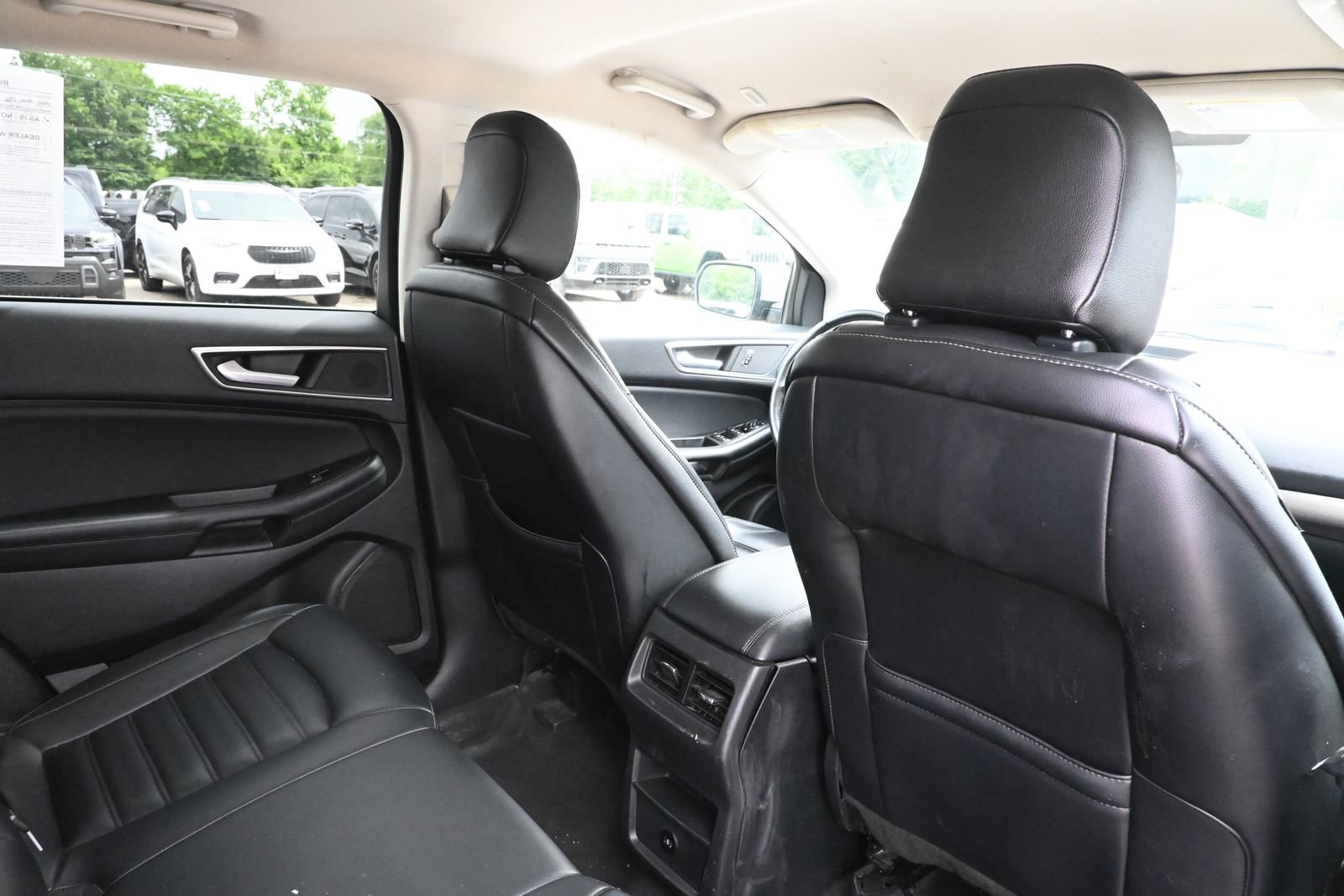 Used 2024 Ford Edge SEL AWD/4WD image 29