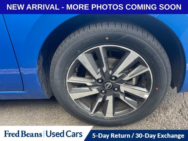 Used 2024 Nissan Versa SV FWD image 15