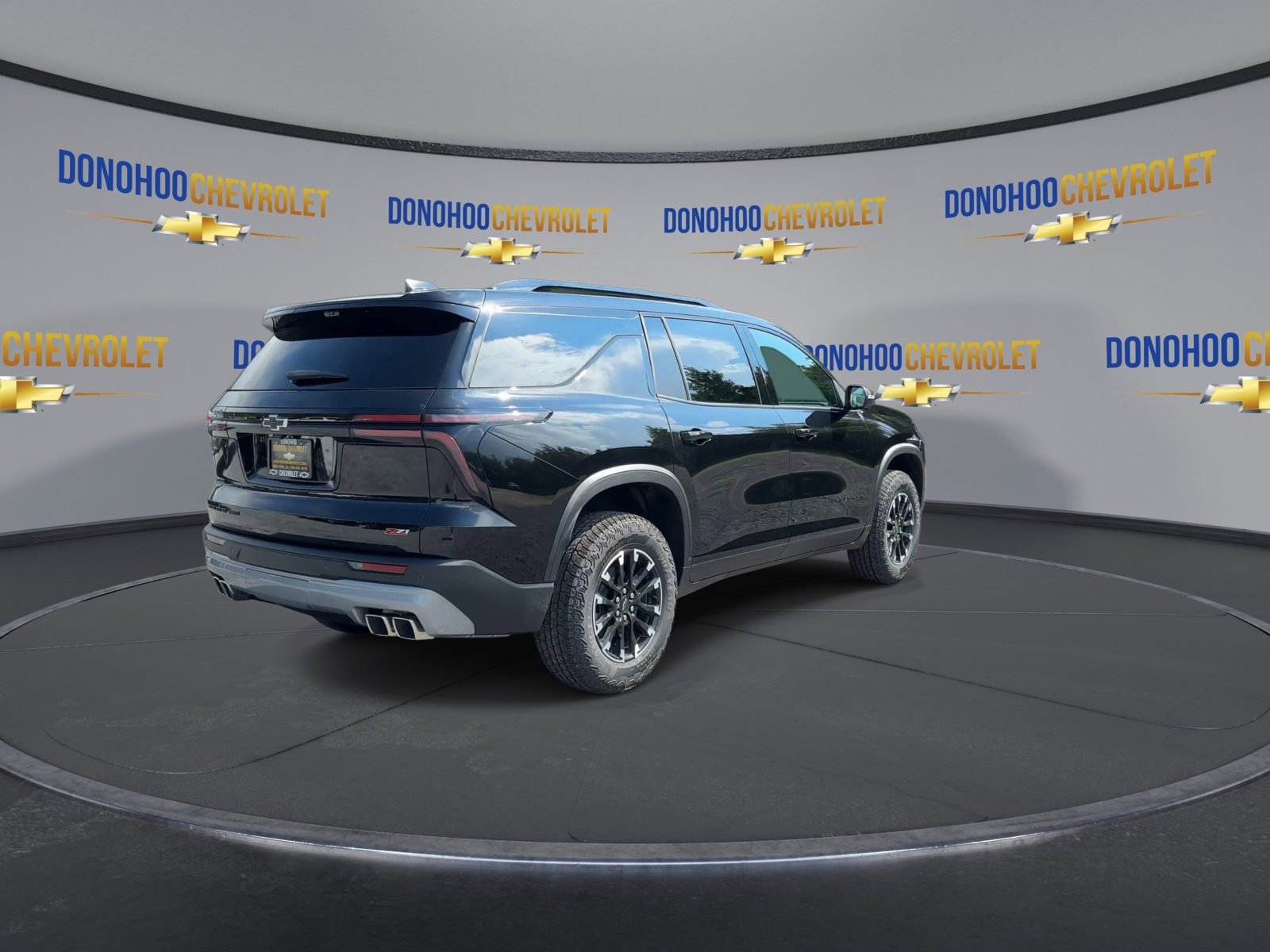 New 2026 Chevrolet Traverse Z71 w/ Driver Confidence Package image 11