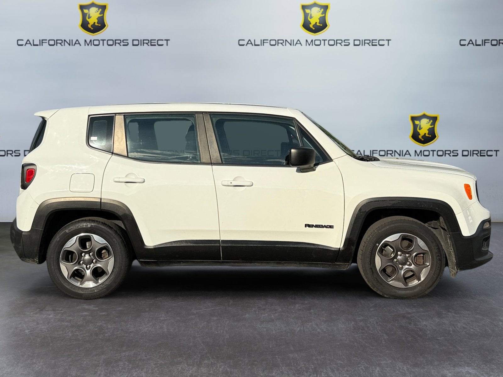 Used 2016 Jeep Renegade Sport w/ Power & Air Group image 6