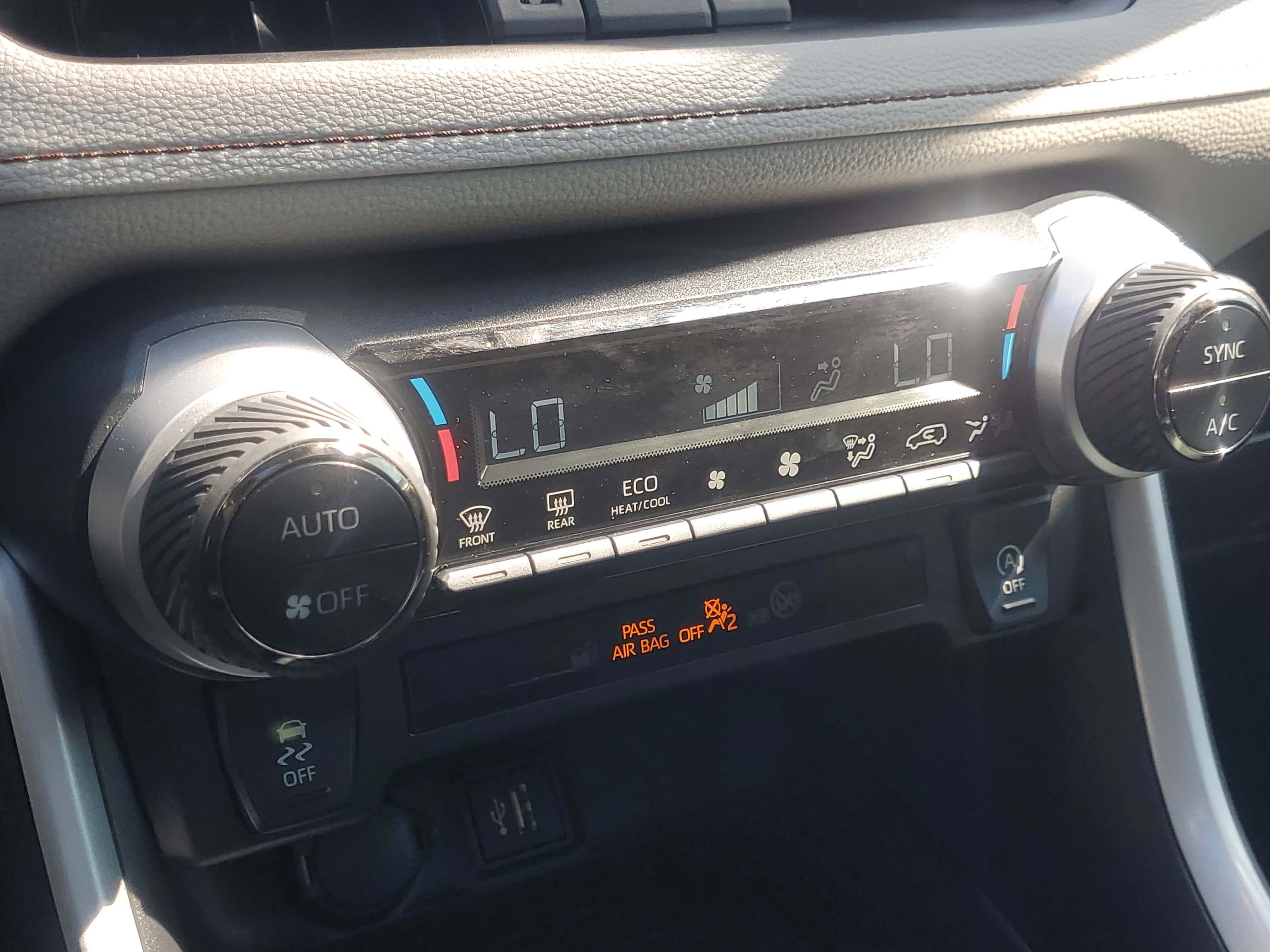 Certified 2025 Toyota RAV4 XLE Premium FWD image 30