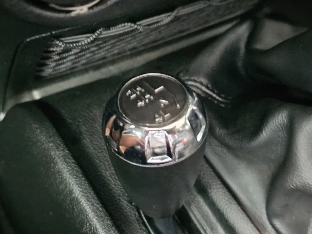 Used 2012 Jeep Wrangler Unlimited Sahara w/ Dual Top Group AWD/4WD image 38