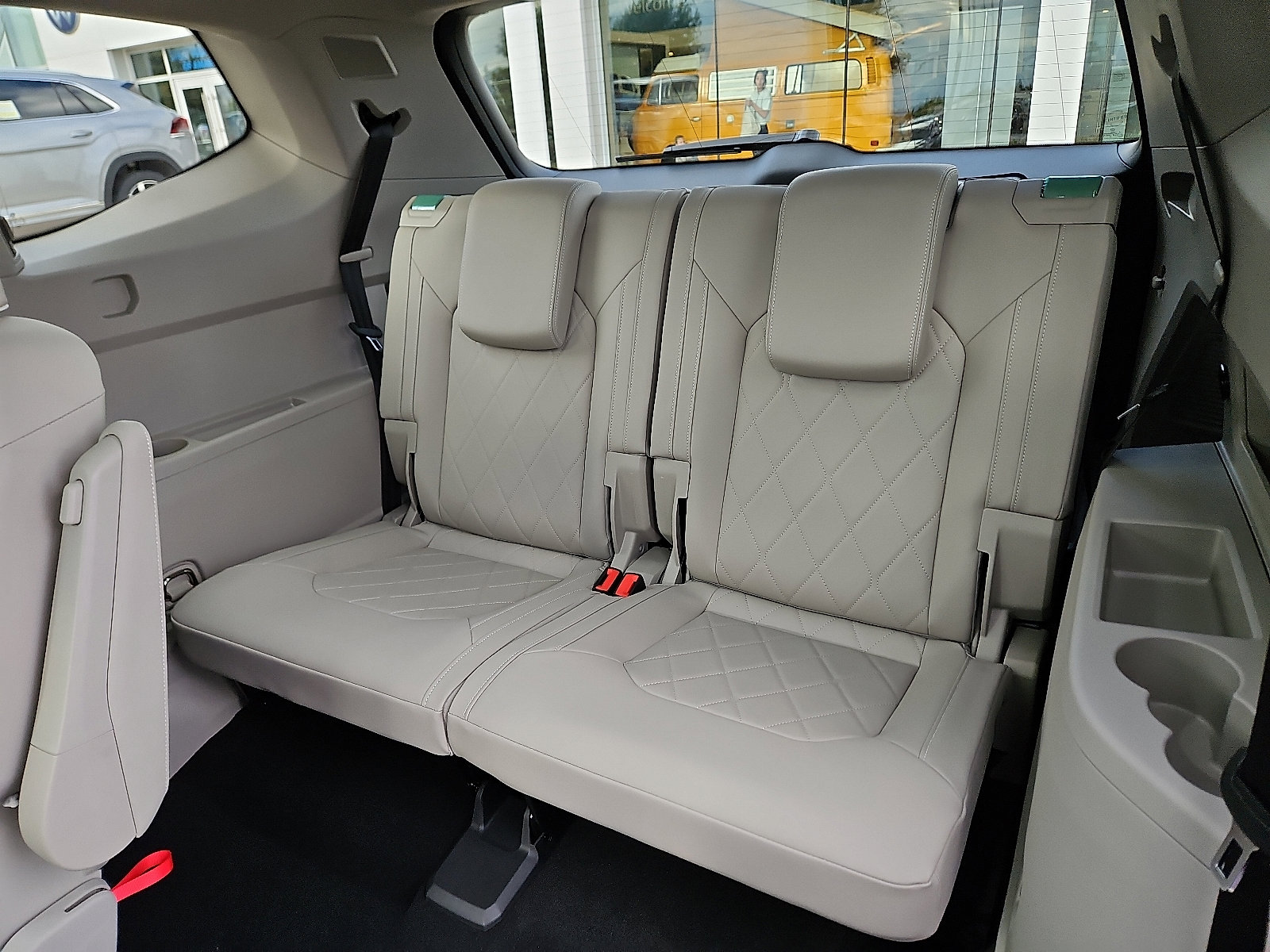 New 2026 Volkswagen Atlas SEL Premium R-Line image 10