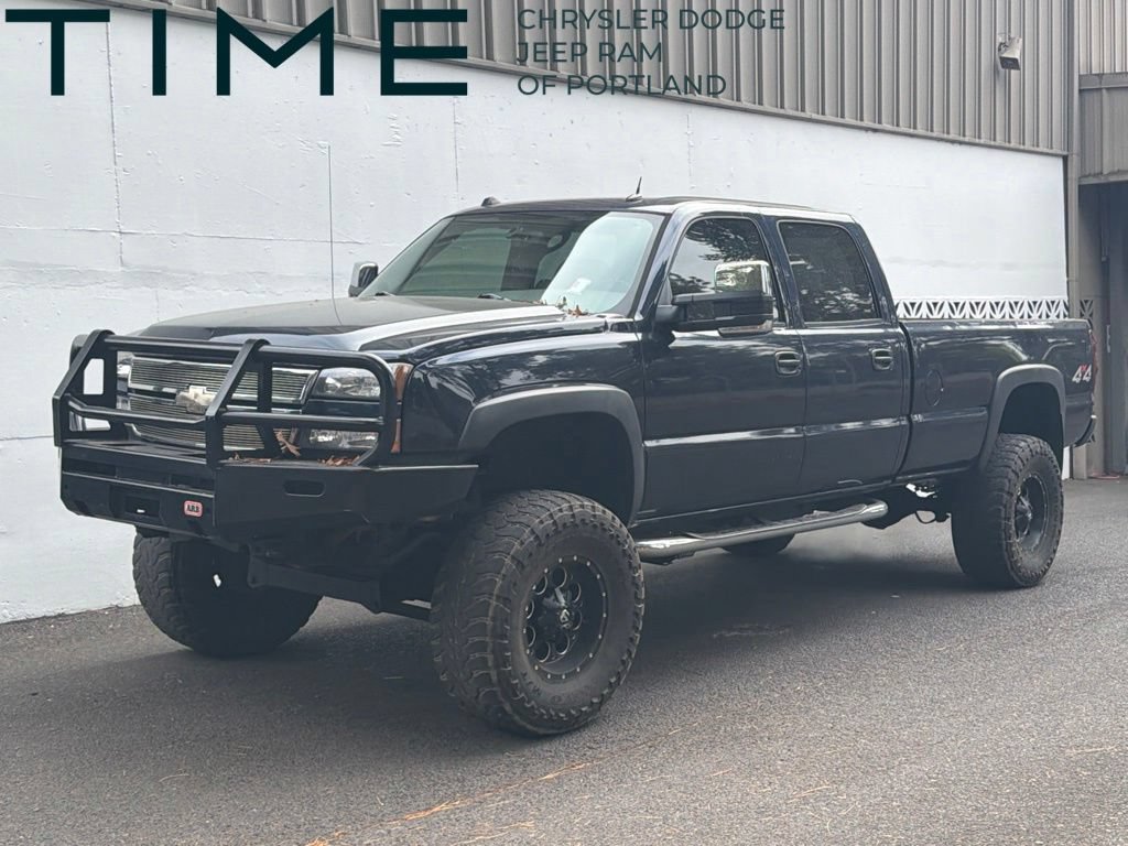 Used 2005 Chevrolet Silverado 3500 LT w/ Skid Plate Package AWD/4WD image 1