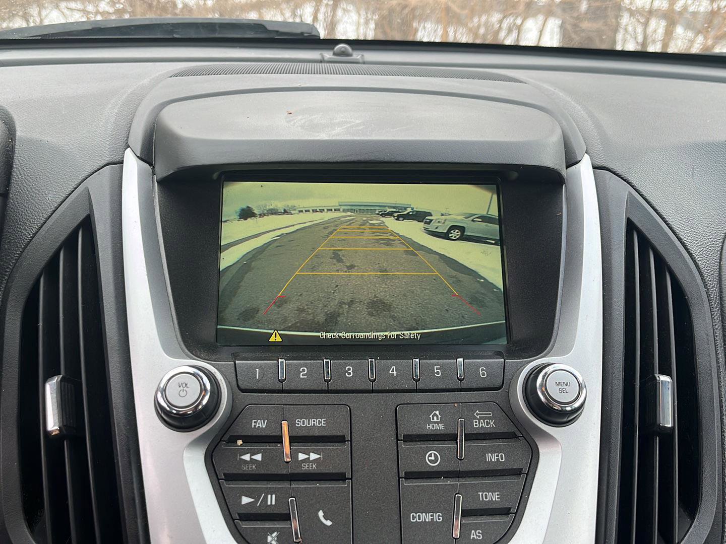 Used 2017 Chevrolet Equinox LS image 18