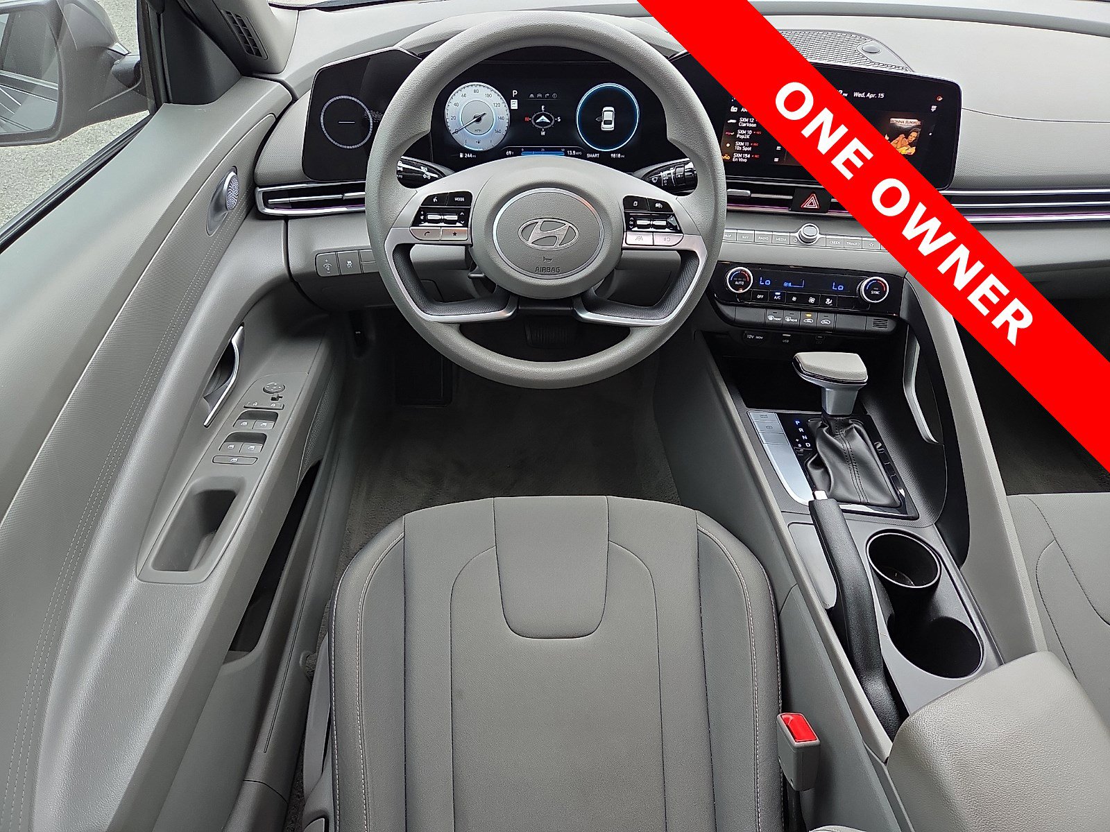 Used 2024 Hyundai Elantra SEL image 11