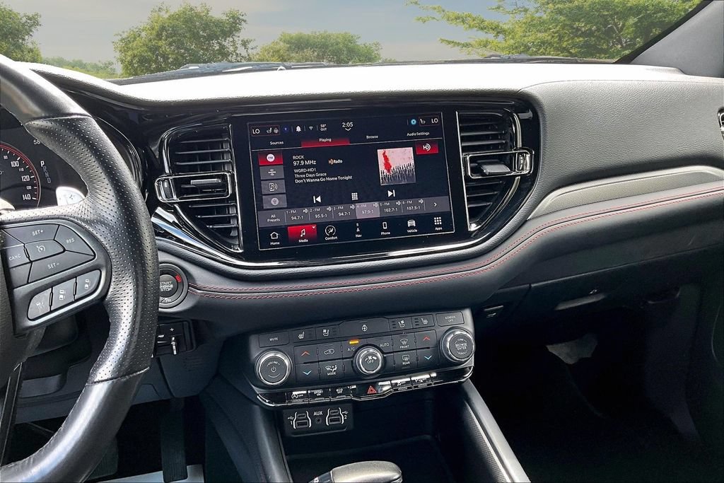 Used 2024 Dodge Durango GT AWD/4WD image 6