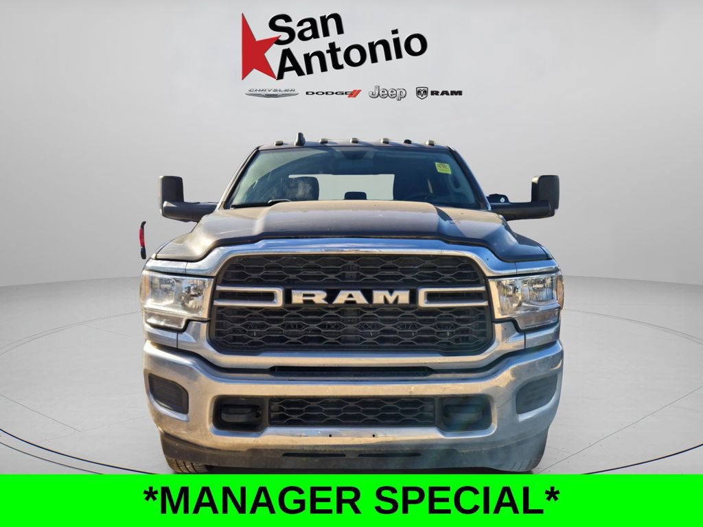 Used 2020 RAM 3500 Tradesman image 2