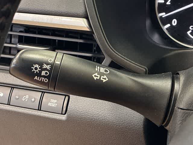 Used 2019 Nissan Altima 2.5 SR FWD image 27