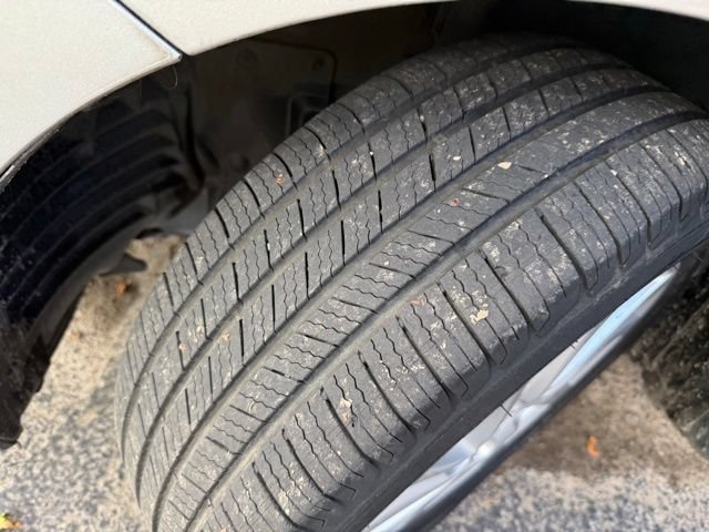Used 2012 MAZDA MAZDA3 i Touring FWD image 23