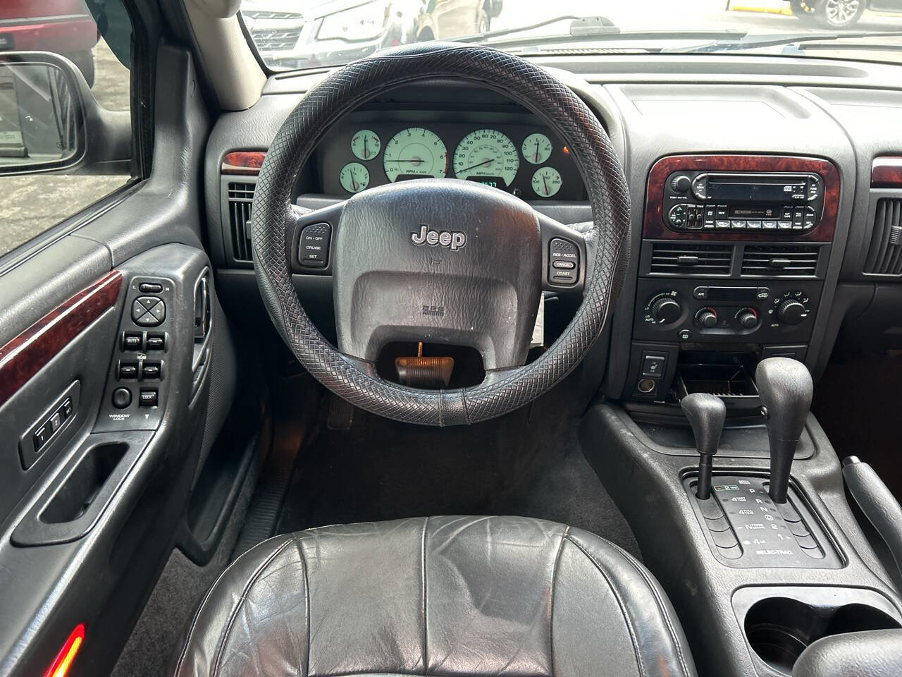 Used 2002 Jeep Grand Cherokee Limited image 13