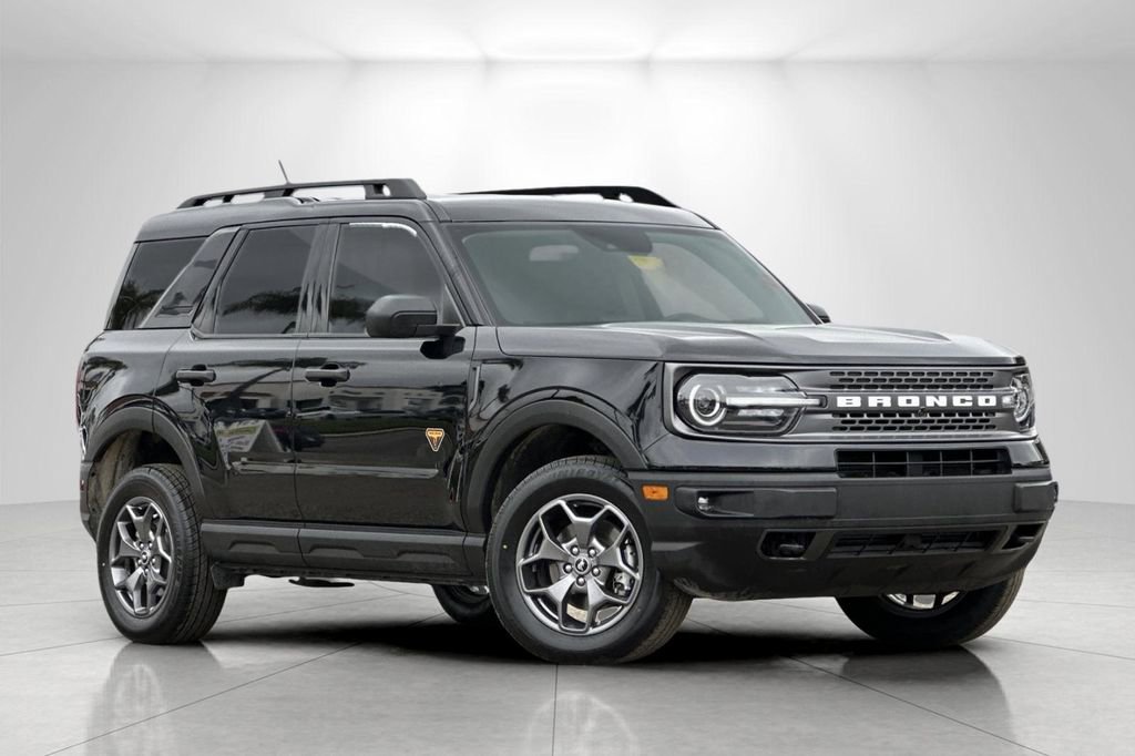 Used 2023 Ford Bronco Sport Badlands image 1