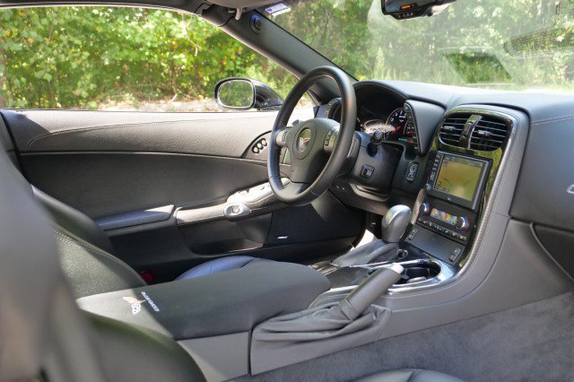 Used 2010 Chevrolet Corvette Grand Sport w/ Preferred Equipment Group RWD image 25