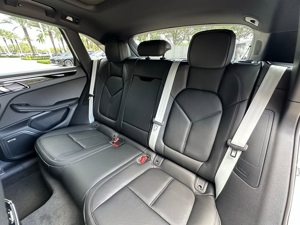 Used 2026 Porsche Macan S image 35