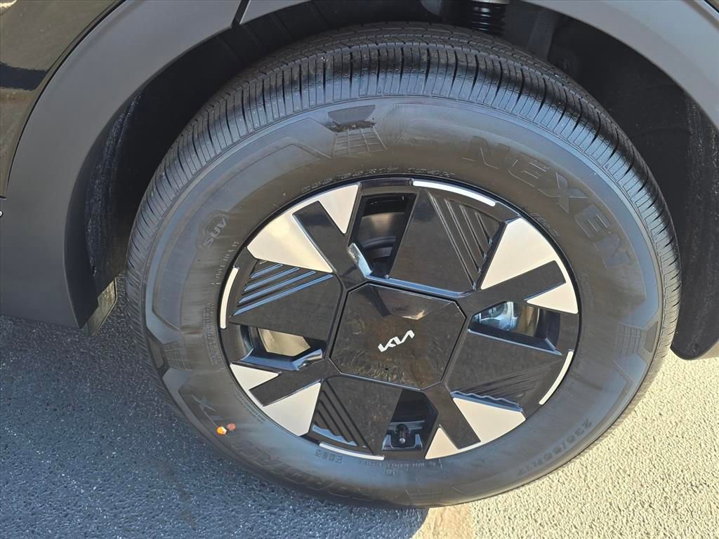 New 2026 Kia Sportage LX image 12