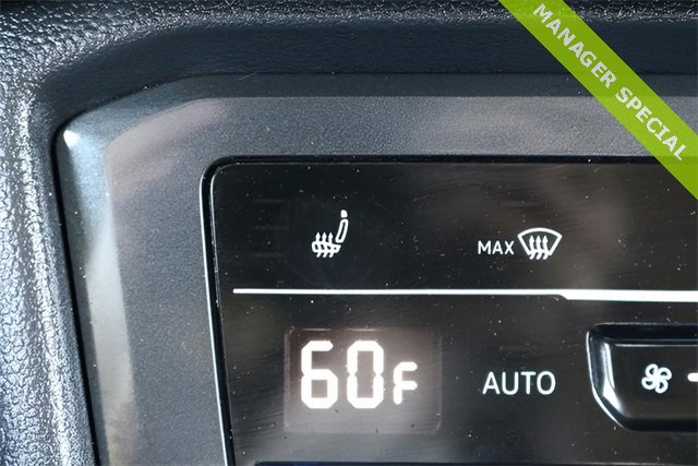 Used 2024 Volkswagen Tiguan SE image 25