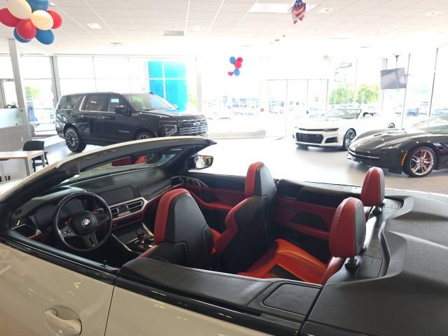Used 2023 BMW M4 xDrive Competition AWD/4WD image 6
