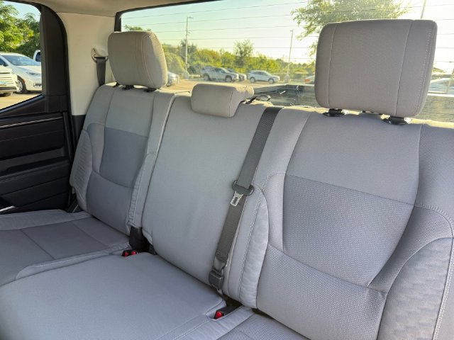 Used 2022 Toyota Tundra SR5 AWD/4WD image 30