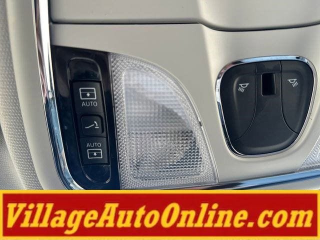 Used 2019 Jeep Cherokee Limited w/ Trailer Tow Group AWD/4WD image 22