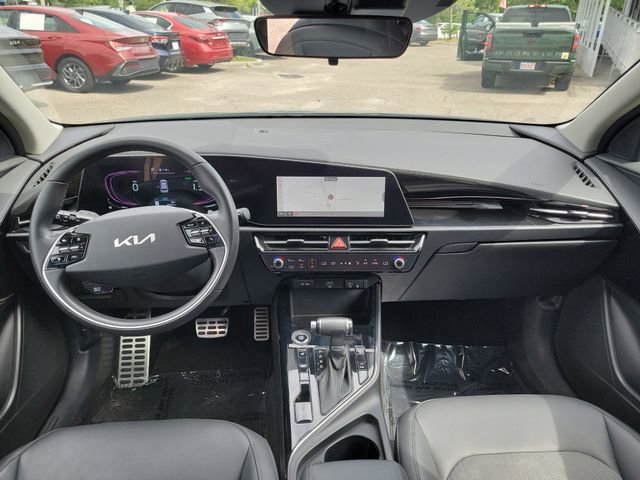 Used 2023 Kia Niro EX Touring FWD image 26