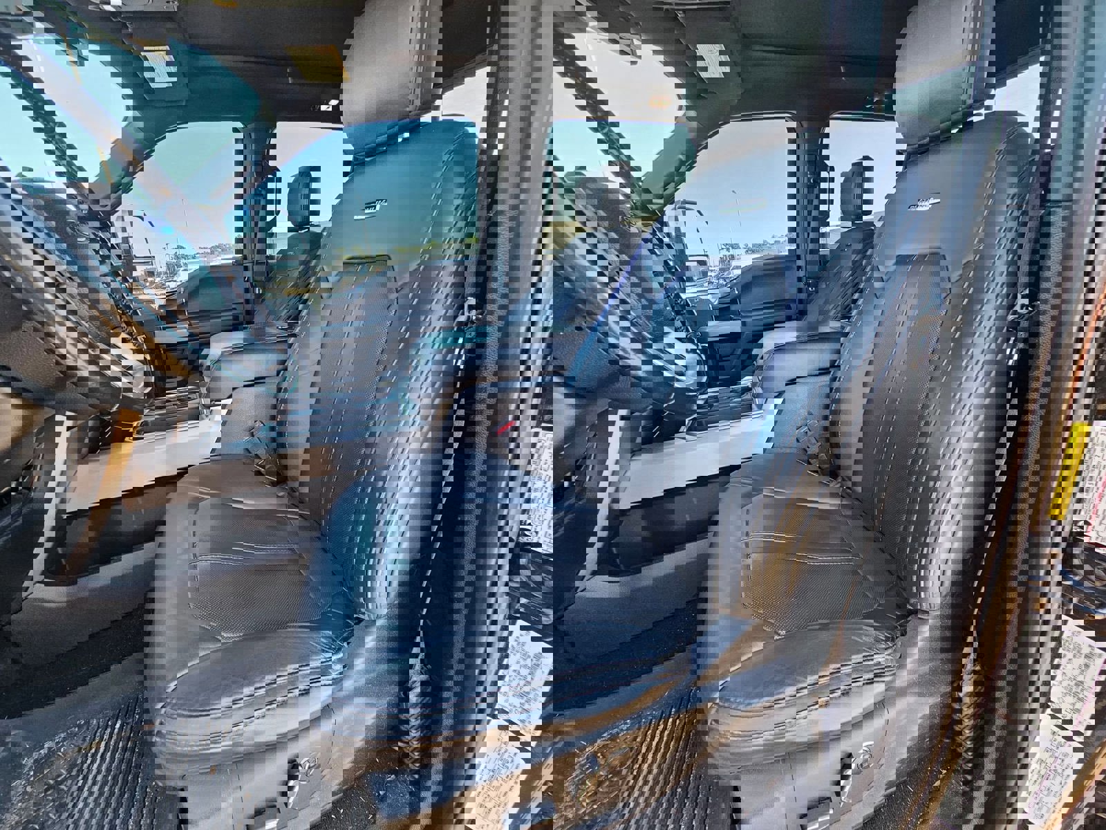 Used 2019 Ford F250 Platinum w/ Platinum Ultimate Package image 22