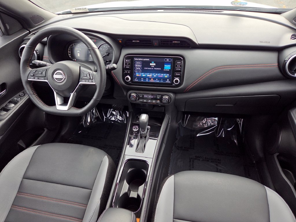 Certified 2024 Nissan Kicks SR w/ SR Premium Package FWD image 28