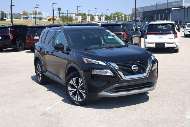 Certified 2023 Nissan Rogue SV AWD/4WD image 2