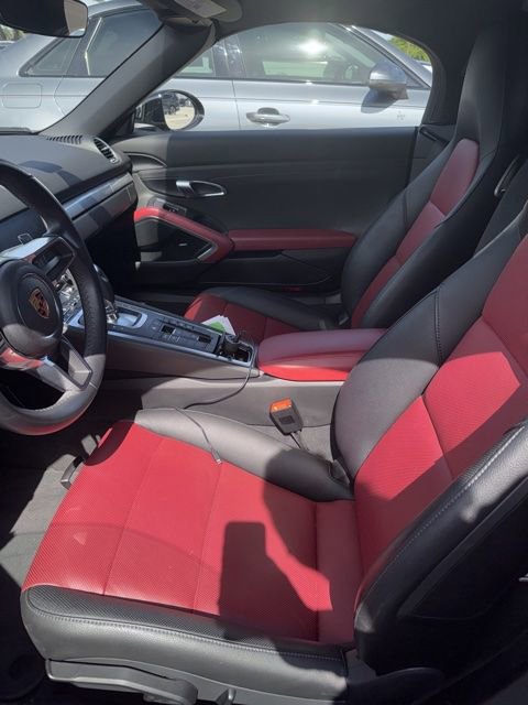 Used 2019 Porsche 718 Boxster RWD image 5