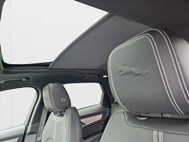 New 2026 Jaguar F-PACE R-Dynamic S image 29