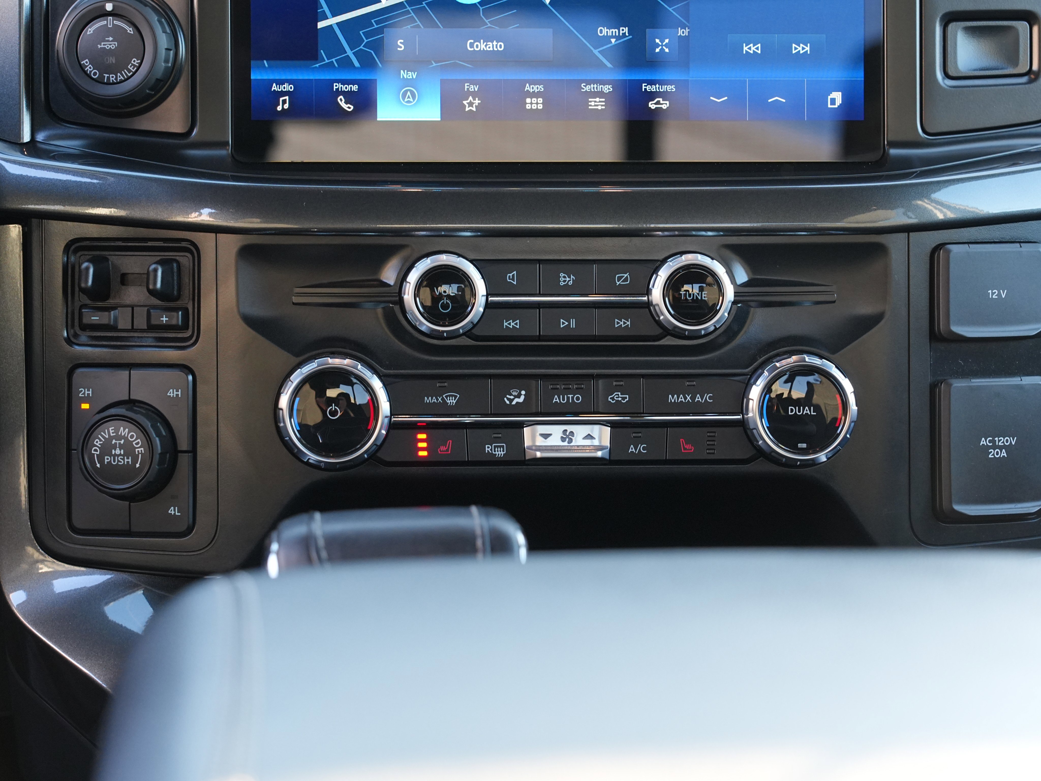 Used 2023 Ford F150 XLT w/ Equipment Group 302A High image 27