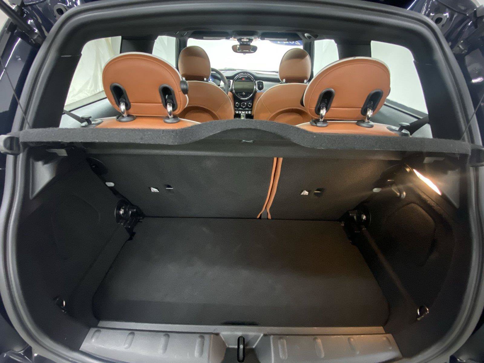 Used 2024 MINI Cooper SE FWD image 25