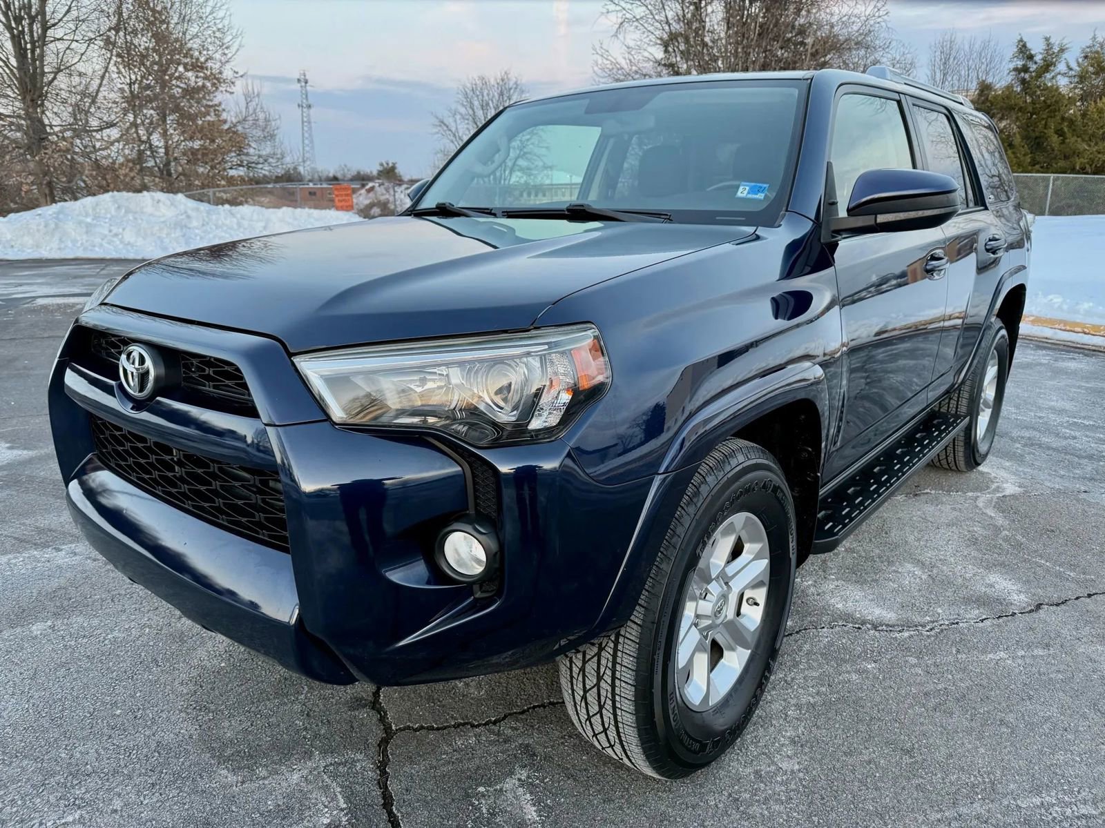 Used 2016 Toyota 4Runner SR5 image 1