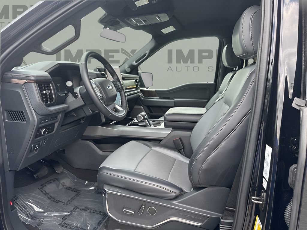 Used 2023 Ford F150 Lightning Lariat image 9