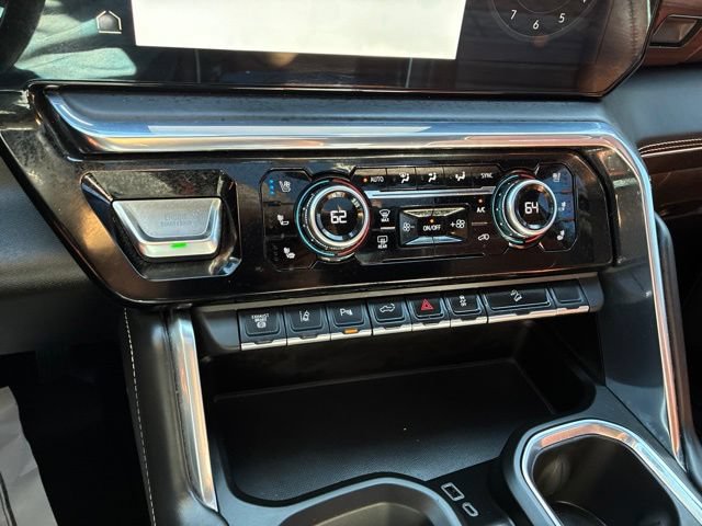 Used 2024 GMC Sierra 2500 Denali Ultimate AWD/4WD image 29